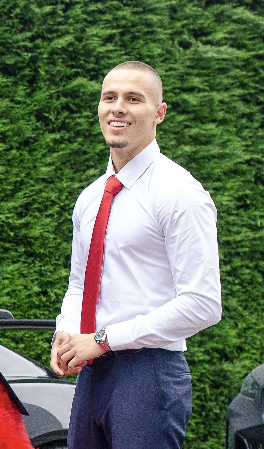 Портретна снимка на Георги Итов